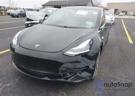 2020 Tesla Model 3 Long Range Dual Motor All-Wheel Drive z USA, uszkodzony, nr VIN 5YJ3E1EBXLF790878